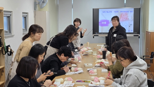 해피맘스 2차 지역나눔활동 '찾아오는 공예교육'