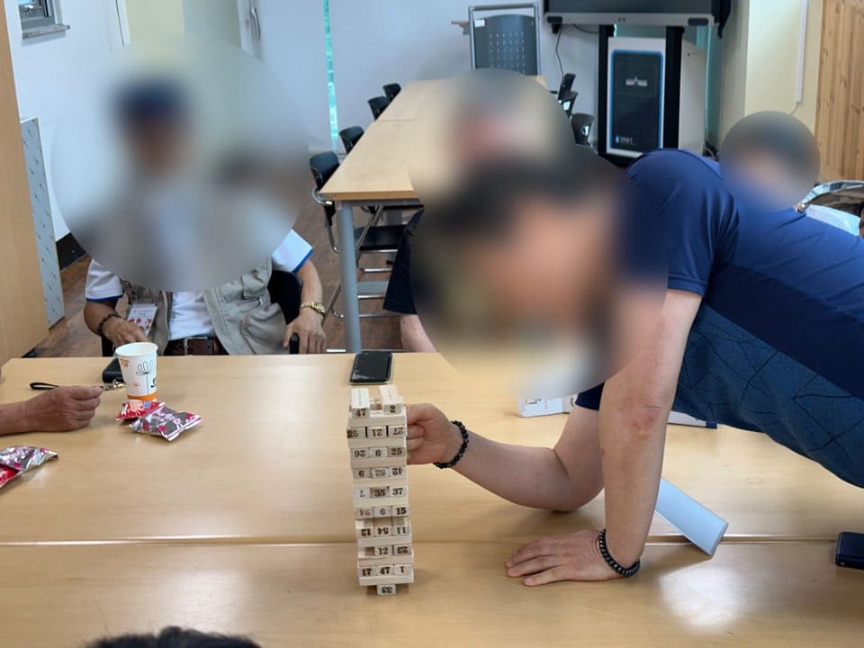 중장년 사회적 관계망 소모임 사진