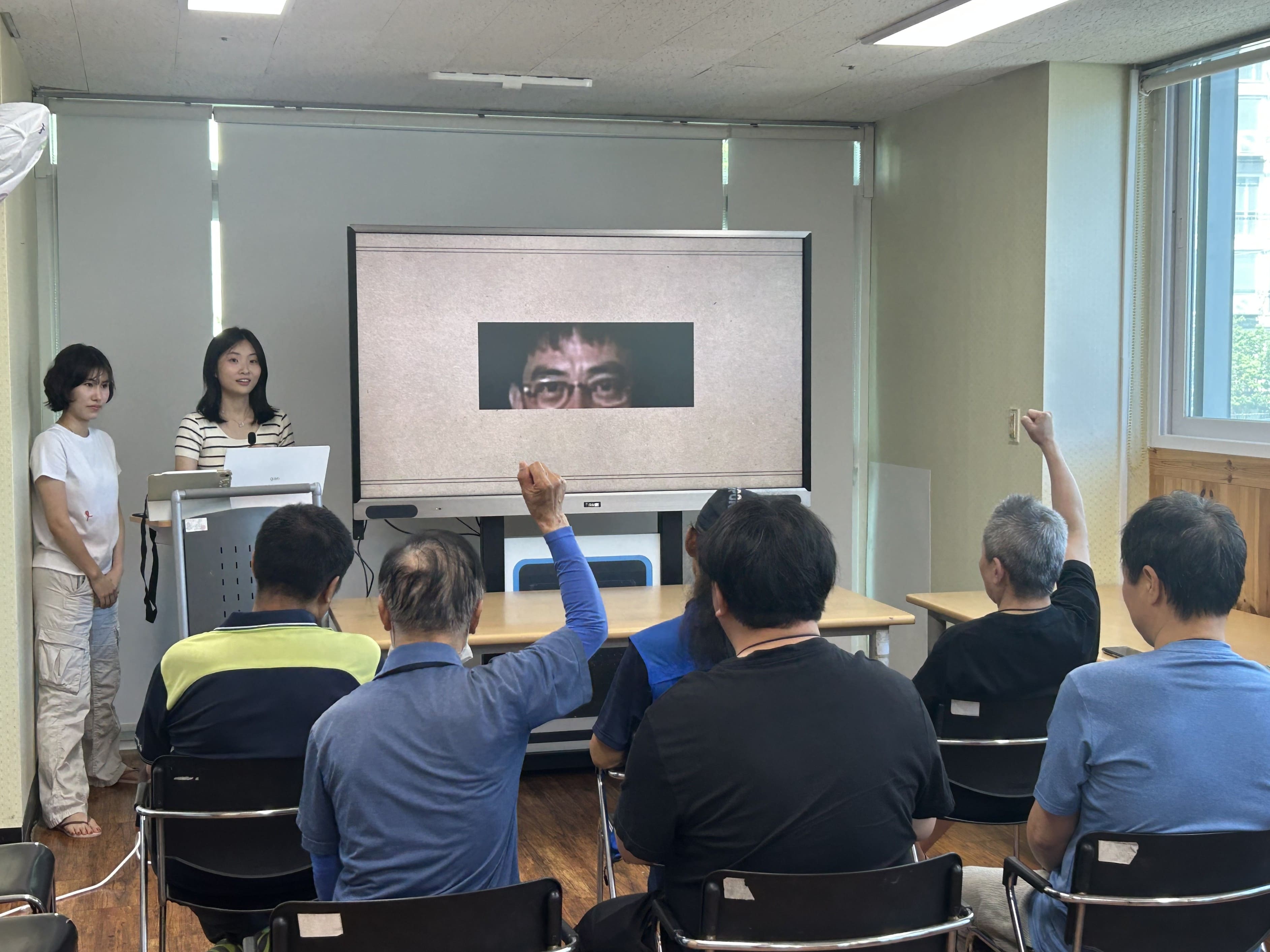 틔움 봉사단 사진